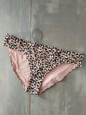 Aerie Leopard Print Banded Bikini Bottom - Size Medium